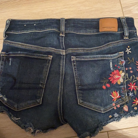 American Eagle Jean Shorts - Picture 2 of 4